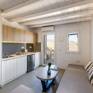 Ultramare Superior With Seaview , Mykonos Town Grecia